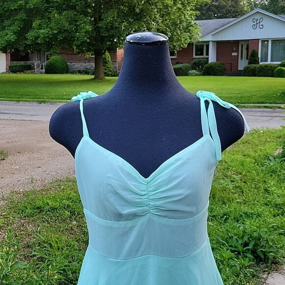 FLYNN SKYE asymmetrical high/low hem.   Maxi dress - Picture 6 of 16